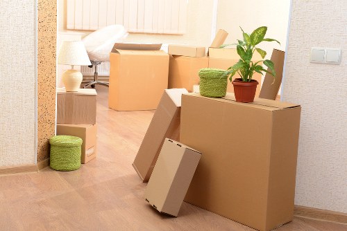 Managers investigating modern slavery risks within the supply chain